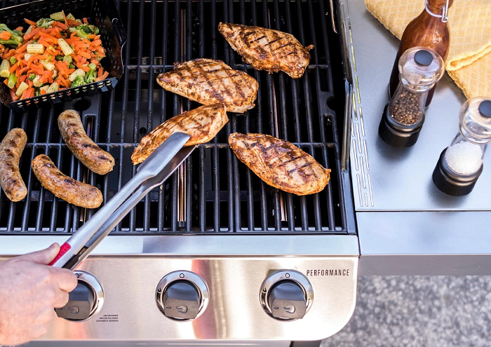 The Most Effective 4 Burner Gas Grill in 2025